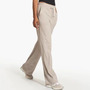 NWOT Vuori Halo Essential Wideleg - Long